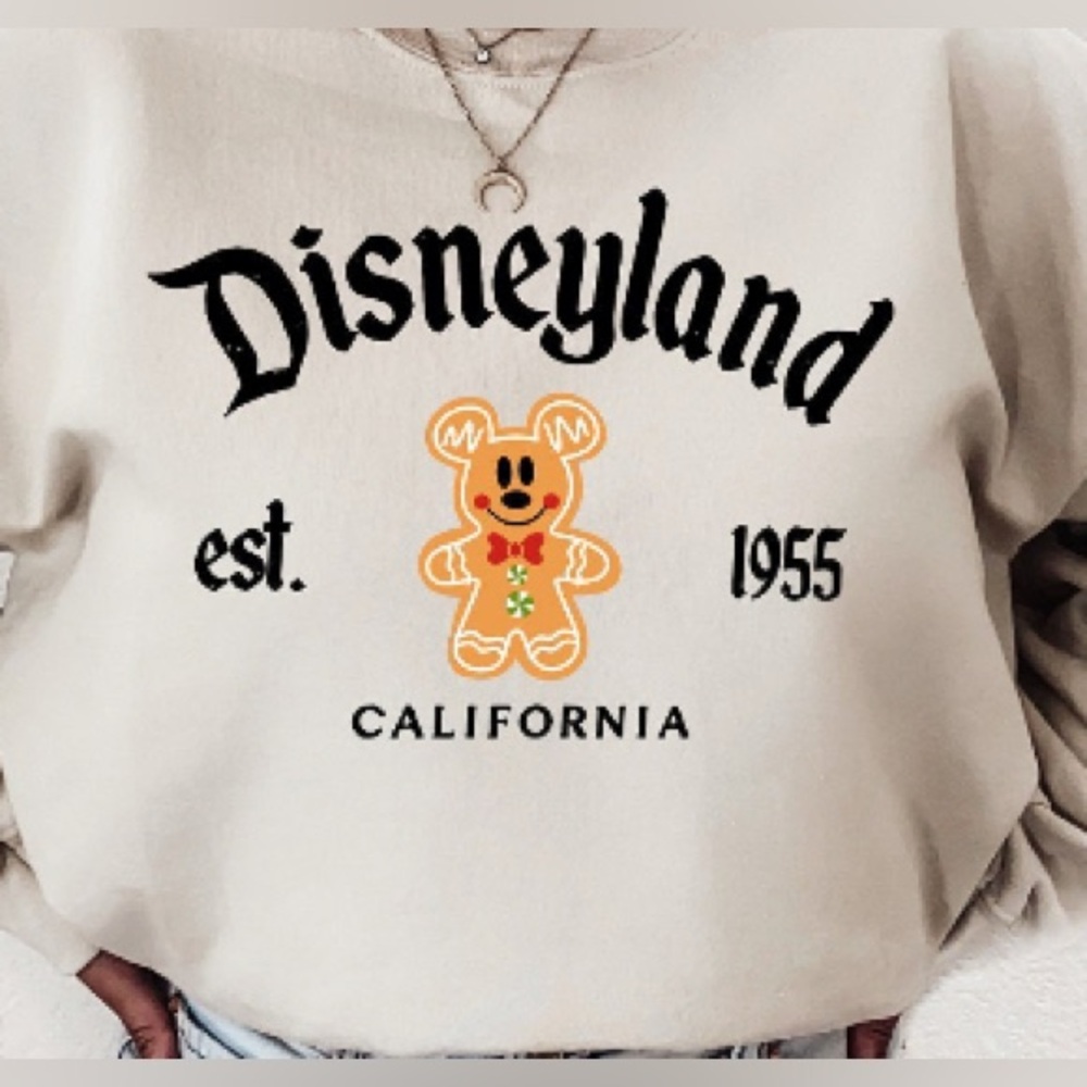 Disneyland Mickey Mouse   Christmas cookie Crewneck